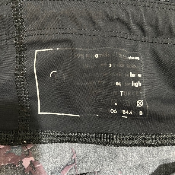 Sweaty Betty The Zero Gravity Black Daisy Print 7/8 Length Leggings Size XS - Picture 10 of 10